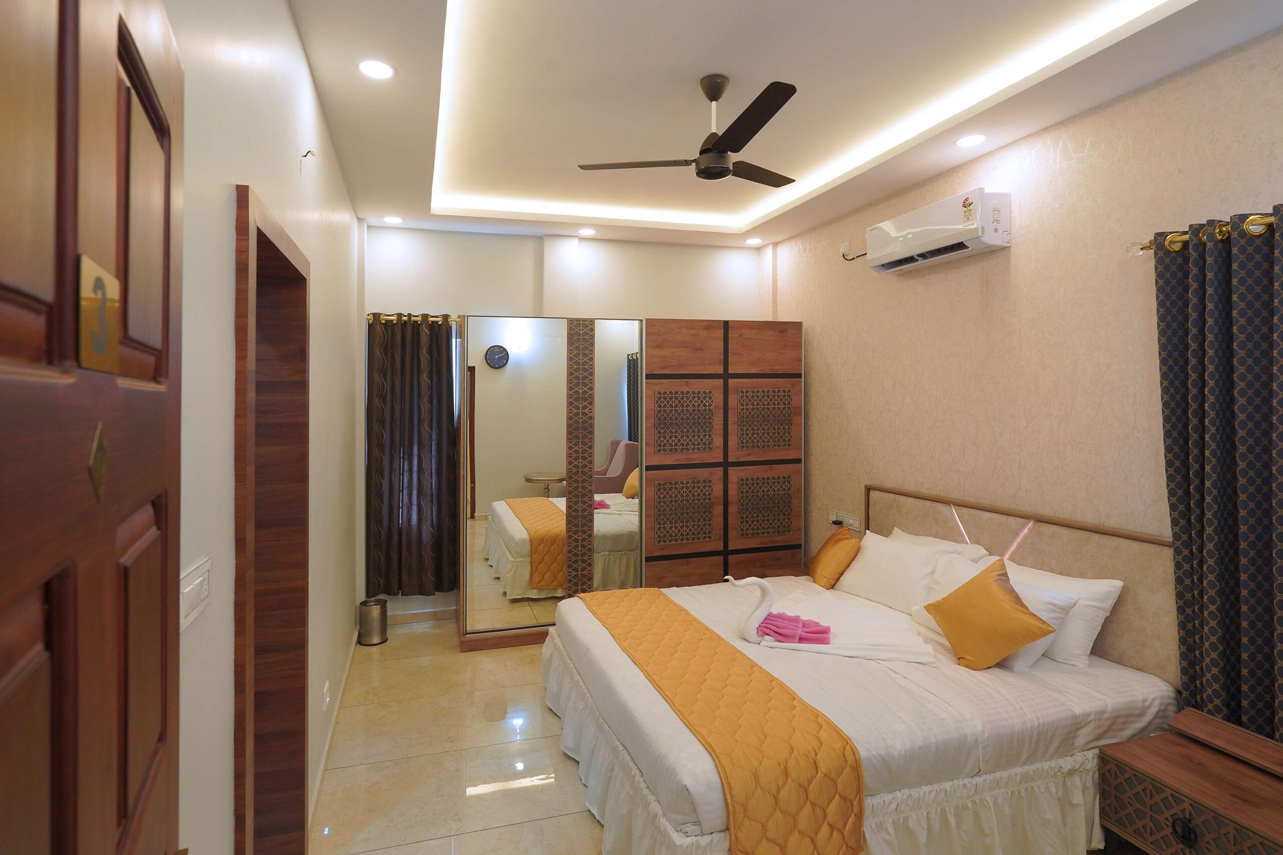 BEDROOM 3